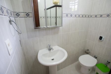 Casa à venda com 400m², 5 quartos e 3 vagasBanheiro da Suíte 1