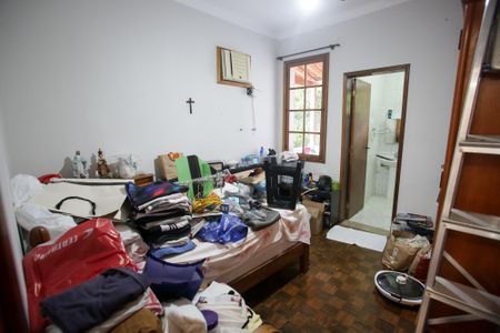 Casa à venda com 400m², 5 quartos e 3 vagasQuarto Suíte 2