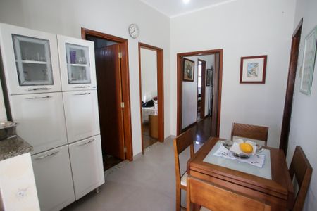 Casa à venda com 400m², 5 quartos e 3 vagasCopa