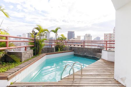 Apartamento para alugar com 35m², 1 quarto e 1 vagaPiscina