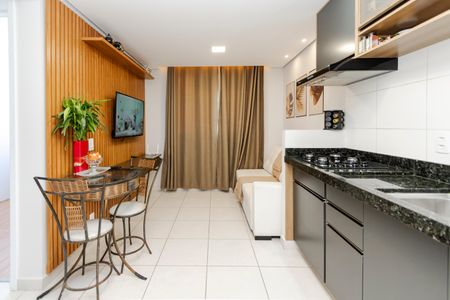 Sala/ Cozinha de apartamento para alugar com 2 quartos, 32m² em Vila Socorro, São Paulo