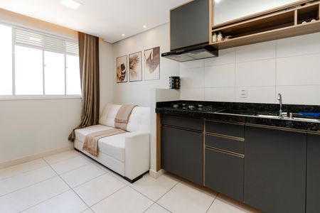 Sala/ Cozinha de apartamento para alugar com 2 quartos, 32m² em Vila Socorro, São Paulo