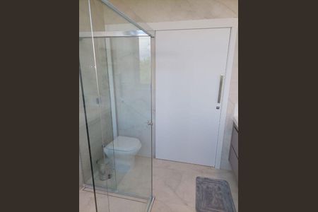 Casa de condomínio à venda com 407m², 5 quartos e 6 vagas