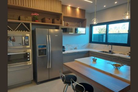 Casa de condomínio à venda com 407m², 5 quartos e 6 vagas