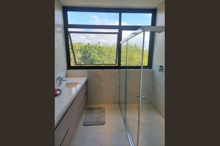 Casa de condomínio à venda com 407m², 5 quartos e 6 vagas