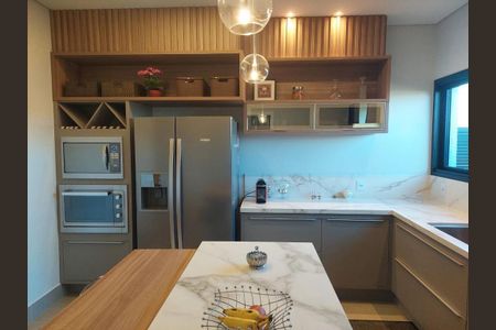 Casa de condomínio à venda com 407m², 5 quartos e 6 vagas