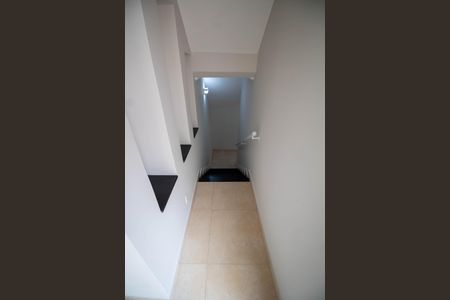 Casa à venda com 288m², 4 quartos e 4 vagasEscada