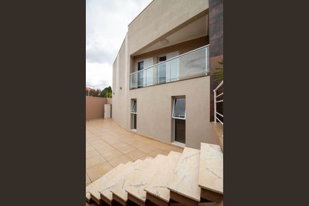 Casa à venda com 288m², 4 quartos e 4 vagasÁrea comum