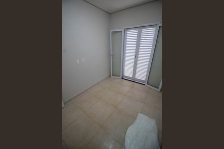 Casa à venda com 288m², 4 quartos e 4 vagasEscritório