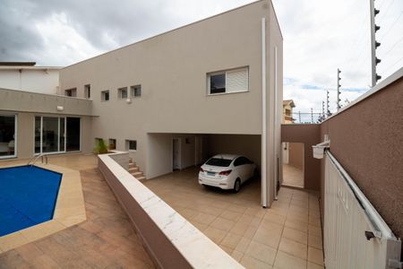 Casa à venda com 288m², 4 quartos e 4 vagasÁrea comum