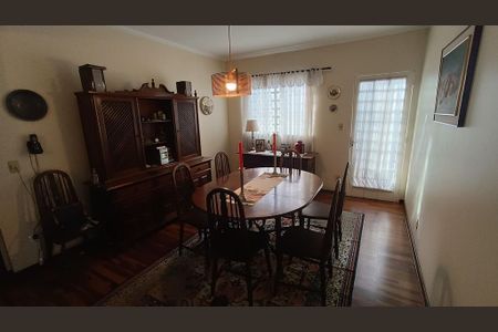 Casa à venda com 4 quartos, 194m² em Jardim Santana, Campinas