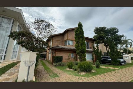 Casa de condomínio à venda com 350m², 4 quartos e 3 vagas