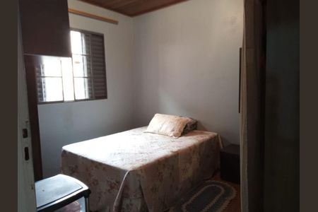 Casa à venda com 109m², 2 quartos e 4 vagas