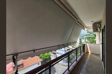 Apartamento para alugar com 95m², 2 quartos e 1 vaga