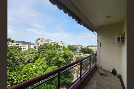 Apartamento para alugar com 95m², 2 quartos e 1 vaga