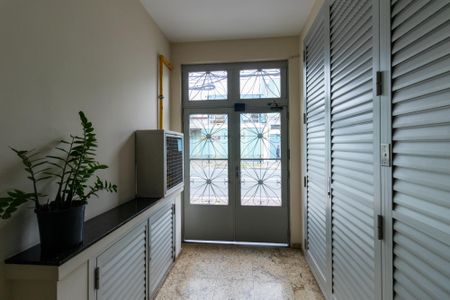 Apartamento para alugar com 57m², 2 quartos e 1 vagaPortaria