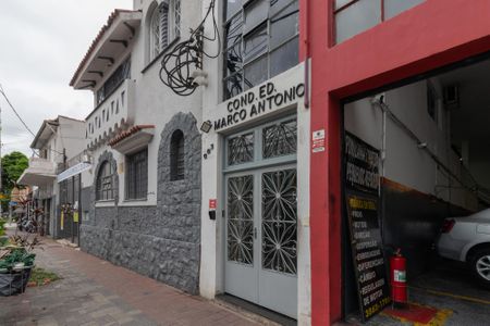 Apartamento para alugar com 57m², 2 quartos e 1 vagaFachada