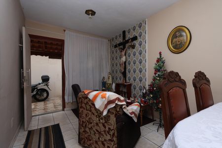 Sala de casa para alugar com 2 quartos, 270m² em São Lucas, São Paulo