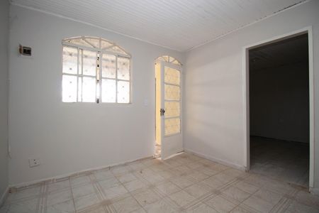 Sala de casa para alugar com 3 quartos, 113m² em Qr 516, Brasília