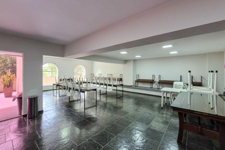 Apartamento à venda com 95m², 3 quartos e 1 vagaÁrea comum - Salão de festas