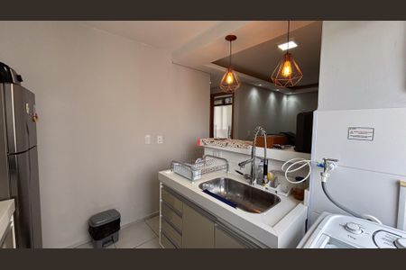 Apartamento para alugar com 39m², 2 quartos e 1 vagaCozinha e Área de Serviço