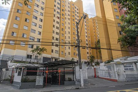 Apartamento para alugar com 48m², 2 quartos e 1 vagafachada