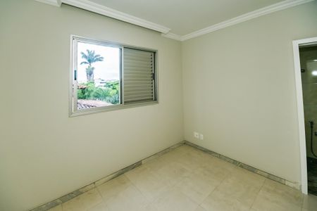 Apartamento à venda com 4 quartos, 127m² em Itapoã, Belo Horizonte