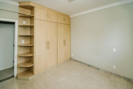 Apartamento à venda com 4 quartos, 127m² em Itapoã, Belo Horizonte