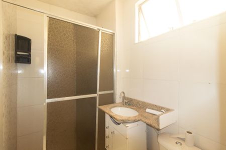 Apartamento para alugar com 68m², 2 quartos e 1 vaga Apartamento para alugar com 68m², 2 quartos e 1 vagaBanheiro