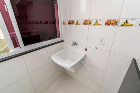 Apartamento à venda com 85m², 2 quartos e 1 vagaÁrea de Serviço