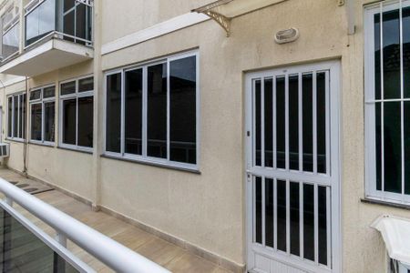 Apartamento à venda com 85m², 2 quartos e 1 vagaÁrea comum - Entrada do Imóvel