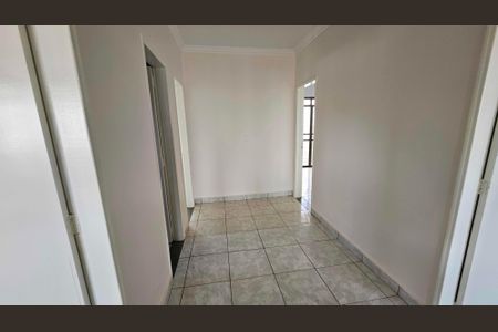 Casa para alugar com 370m², 4 quartos e 5 vagasHall