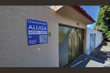 Casa para alugar com 370m², 4 quartos e 5 vagasPlaca