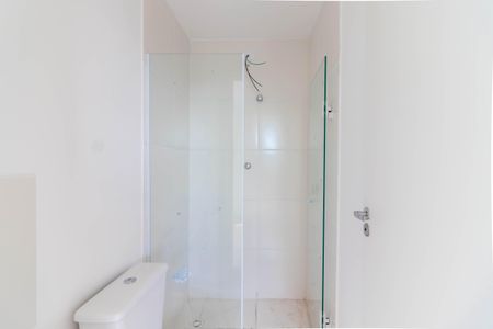 Banheiro de apartamento para alugar com 1 quarto, 17m² em Casa Verde Alta, São Paulo