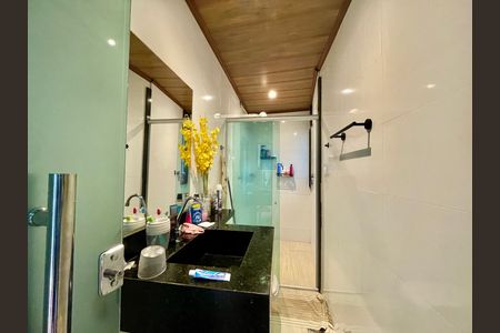 Casa à venda com 2 quartos, 120m² em Cachoeirinha, Belo Horizonte