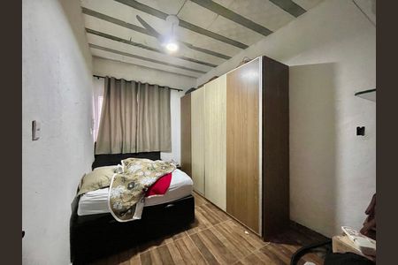 Casa à venda com 120m², 2 quartos e 1 vaga