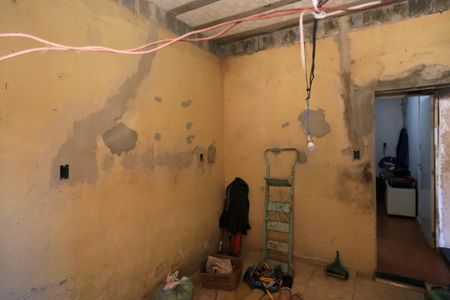 Quarto 1 de casa para alugar com 2 quartos, 120m² em Cachoeirinha, Belo Horizonte