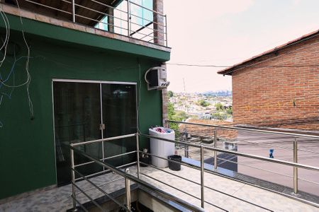 Casa à venda com 120m², 2 quartos e 1 vaga Casa à venda com 120m², 2 quartos e 1 vagaEntrada