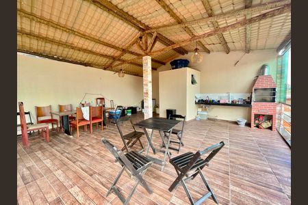 Casa à venda com 120m², 2 quartos e 1 vaga Casa à venda com 120m², 2 quartos e 1 vagaÁrea externa