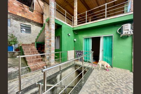 Casa à venda com 120m², 2 quartos e 1 vaga Casa à venda com 120m², 2 quartos e 1 vagaÁrea externa