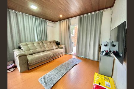 Casa à venda com 2 quartos, 120m² em Cachoeirinha, Belo Horizonte
