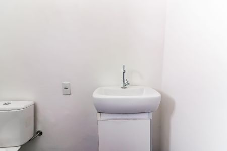 Casa para alugar com 79m², 2 quartos e 1 vagaBanheiro