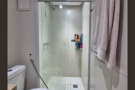 Apartamento à venda com 69m², 2 quartos e 1 vagaBanheiro suite 