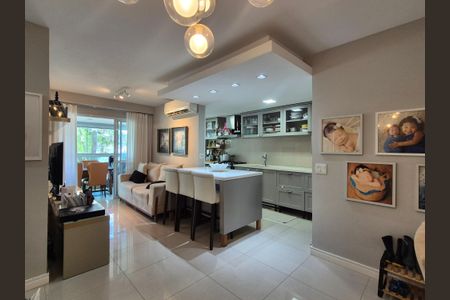 Sala de apartamento à venda com 2 quartos, 69m² em Recreio dos Bandeirantes, Rio de Janeiro