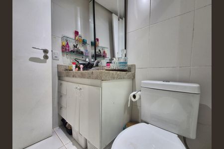 Apartamento à venda com 69m², 2 quartos e 1 vagaBanheiro suite 