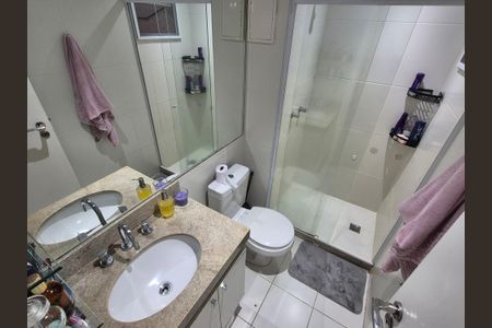 Apartamento à venda com 69m², 2 quartos e 1 vagaBanheiro 