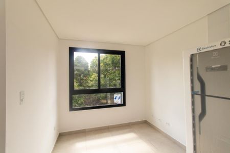 Sala/Cozinha de apartamento para alugar com 1 quarto, 30m² em Cristo Rei, Curitiba