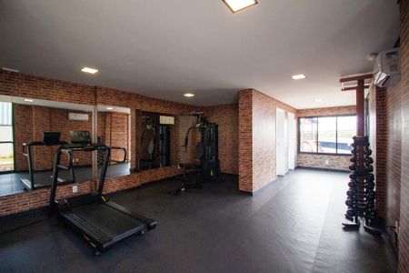 Apartamento para alugar com 70m², 2 quartos e 2 vagasÁrea comum - Academia
