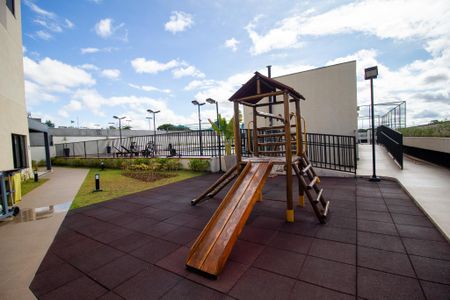 Apartamento para alugar com 70m², 2 quartos e 2 vagasÁrea comum - Playground