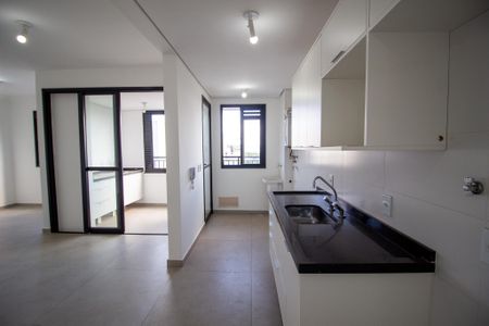 Apartamento para alugar com 70m², 2 quartos e 2 vagasCozinha 